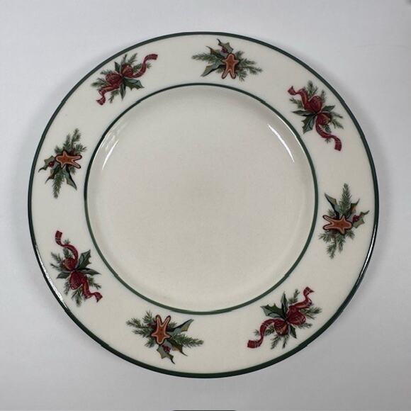 R H Macy The Cellar O'Tannenbaum, 1 Bread &Butter Plate, Holly & Ribbon Border - Picture 1 of 11